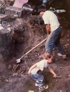 More Than Coworkers : Fathers and Sons Who Build Together